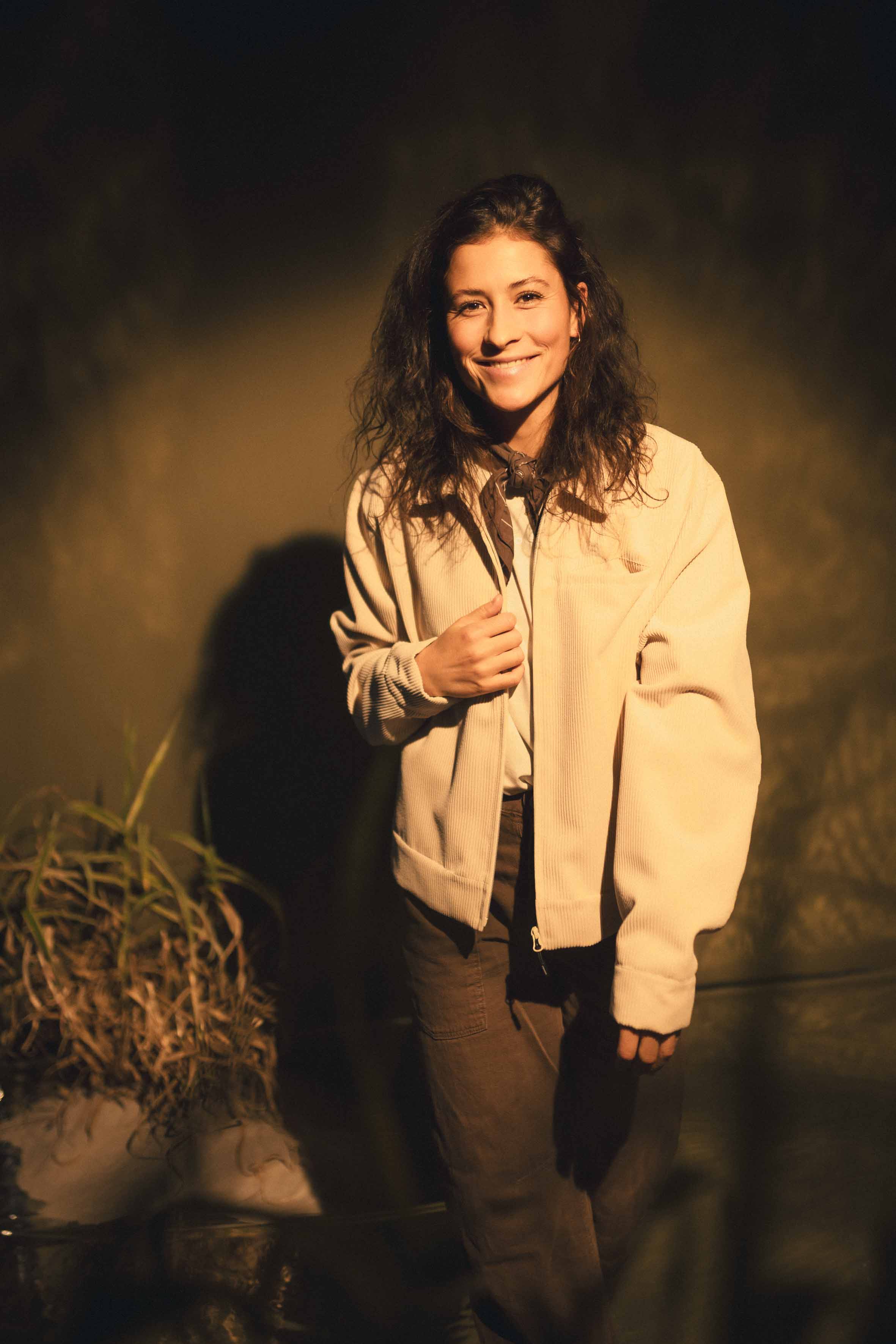 Bomberjacke, cremefarben, Reißverschluss, Rippbündchen, Oversized-Schnitt