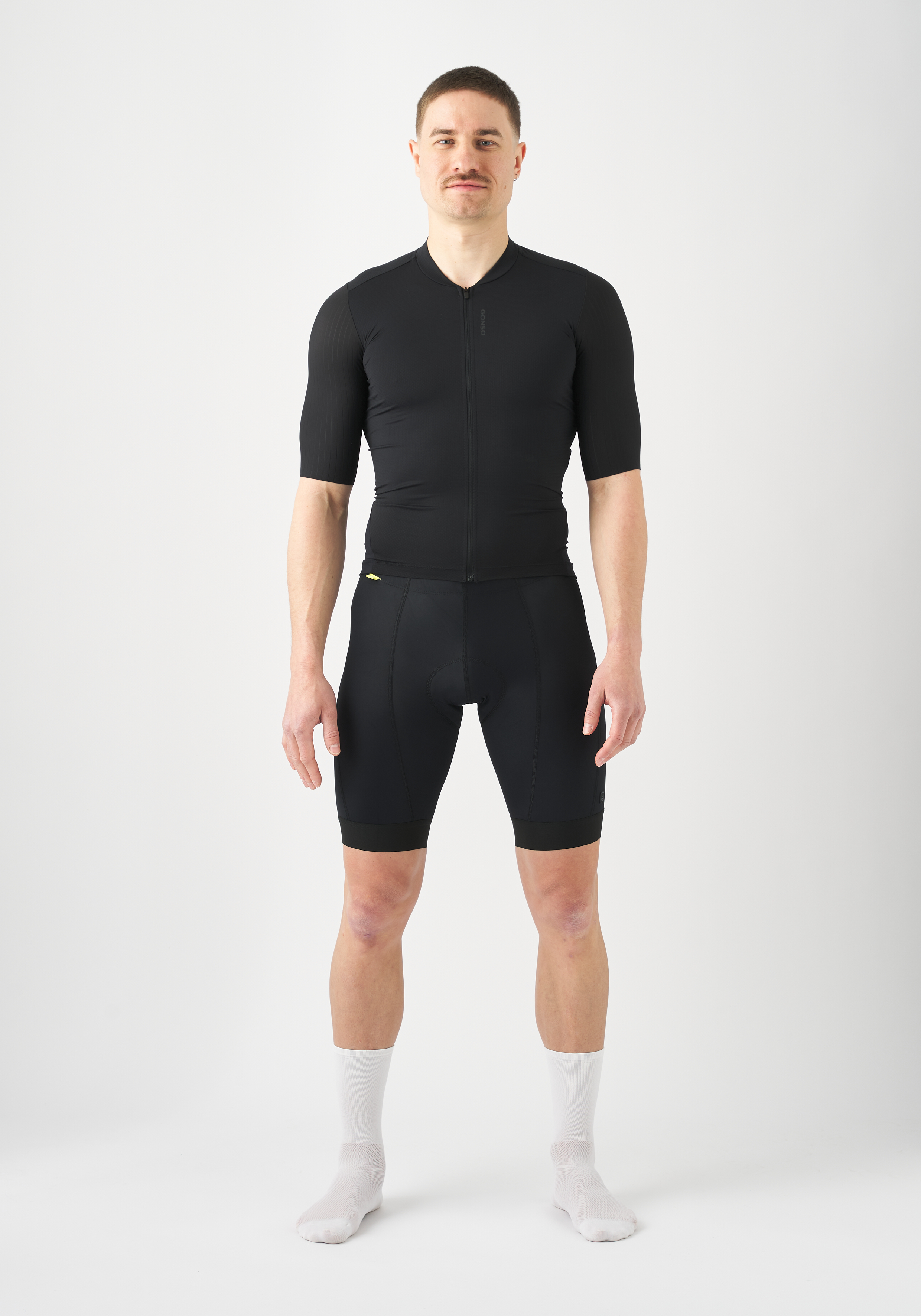 Radsporttrikot, Kurzarmtrikot, Cycling-Shorts, Schwarz, Formschluss, Radsporttrikot, Kurzarm-Trikot, Fahrradshorts, Schwarz, Fahrradbekleidung