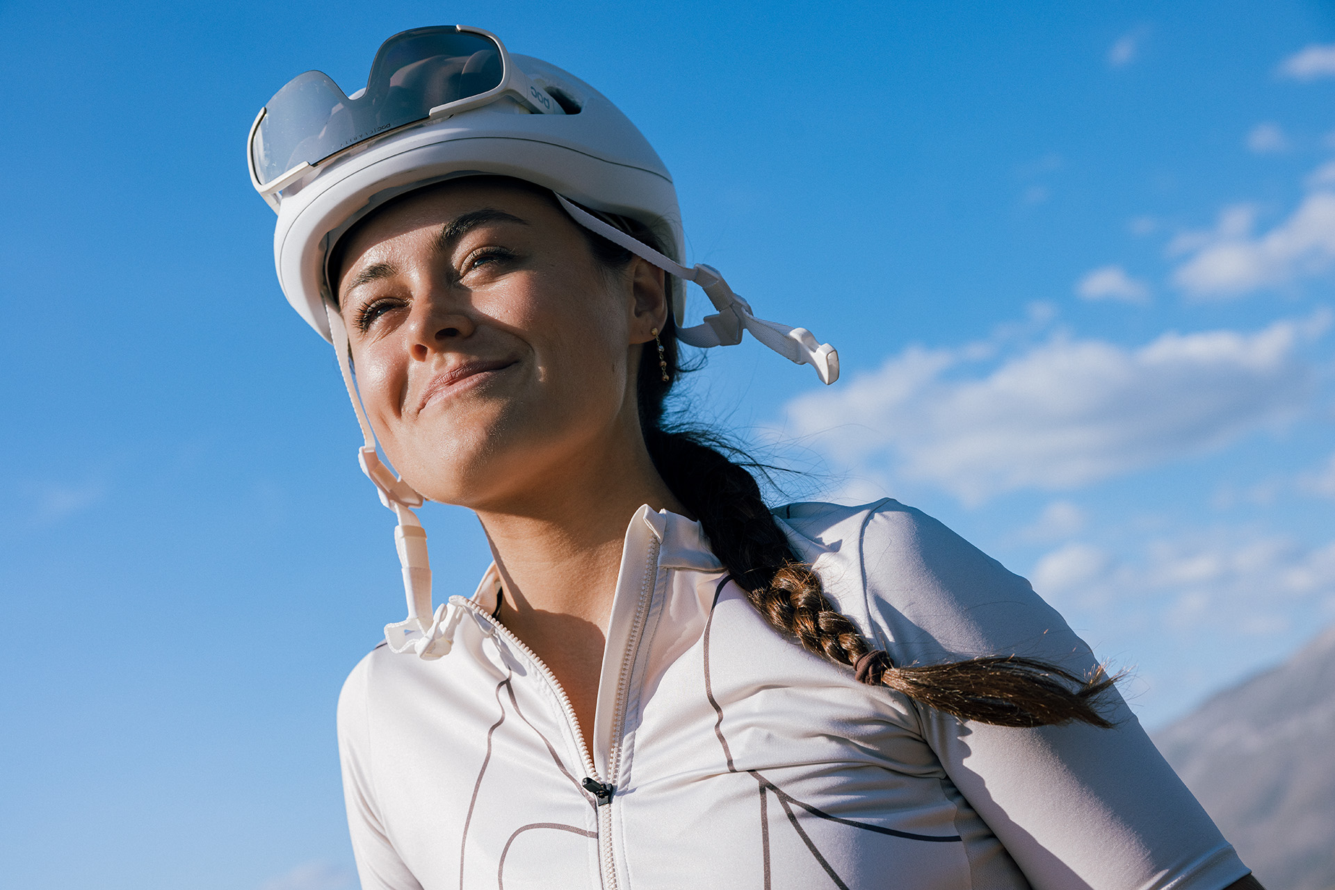 GONSO_ROAD_SUMMER_2024-5204_96dpi Flechten, Person, Helm, Erwachsener, Frau