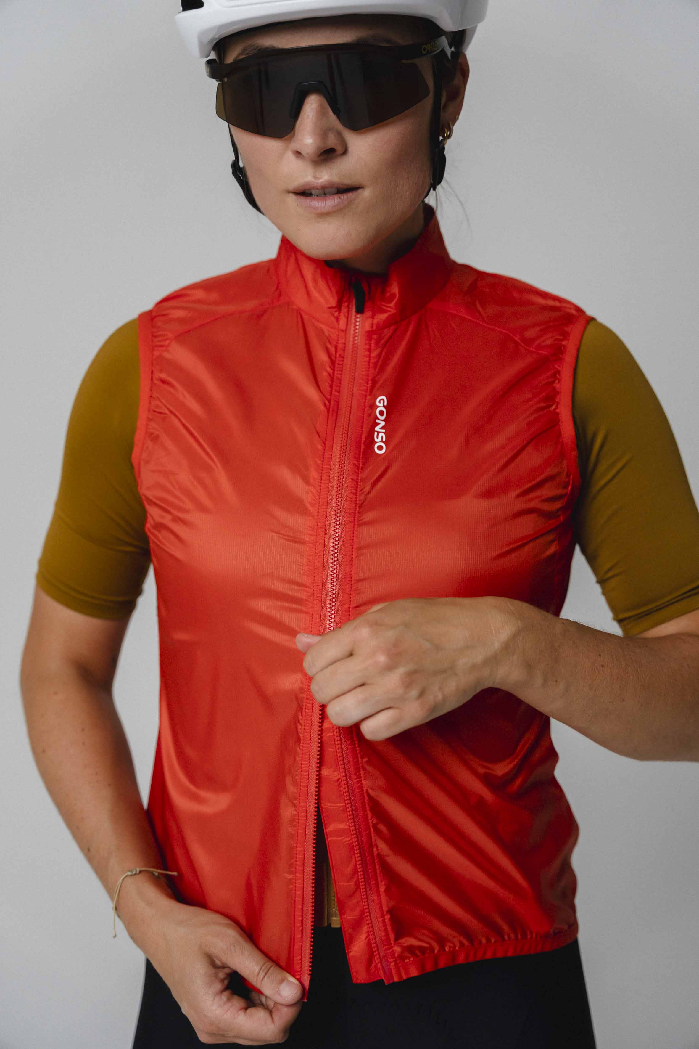 Weste, Reversibe Weste, rot, Sportweste, Reißverschluss, Weste, Weste aus Nylon, Reißverschluss, Radsport, Rot-Orange