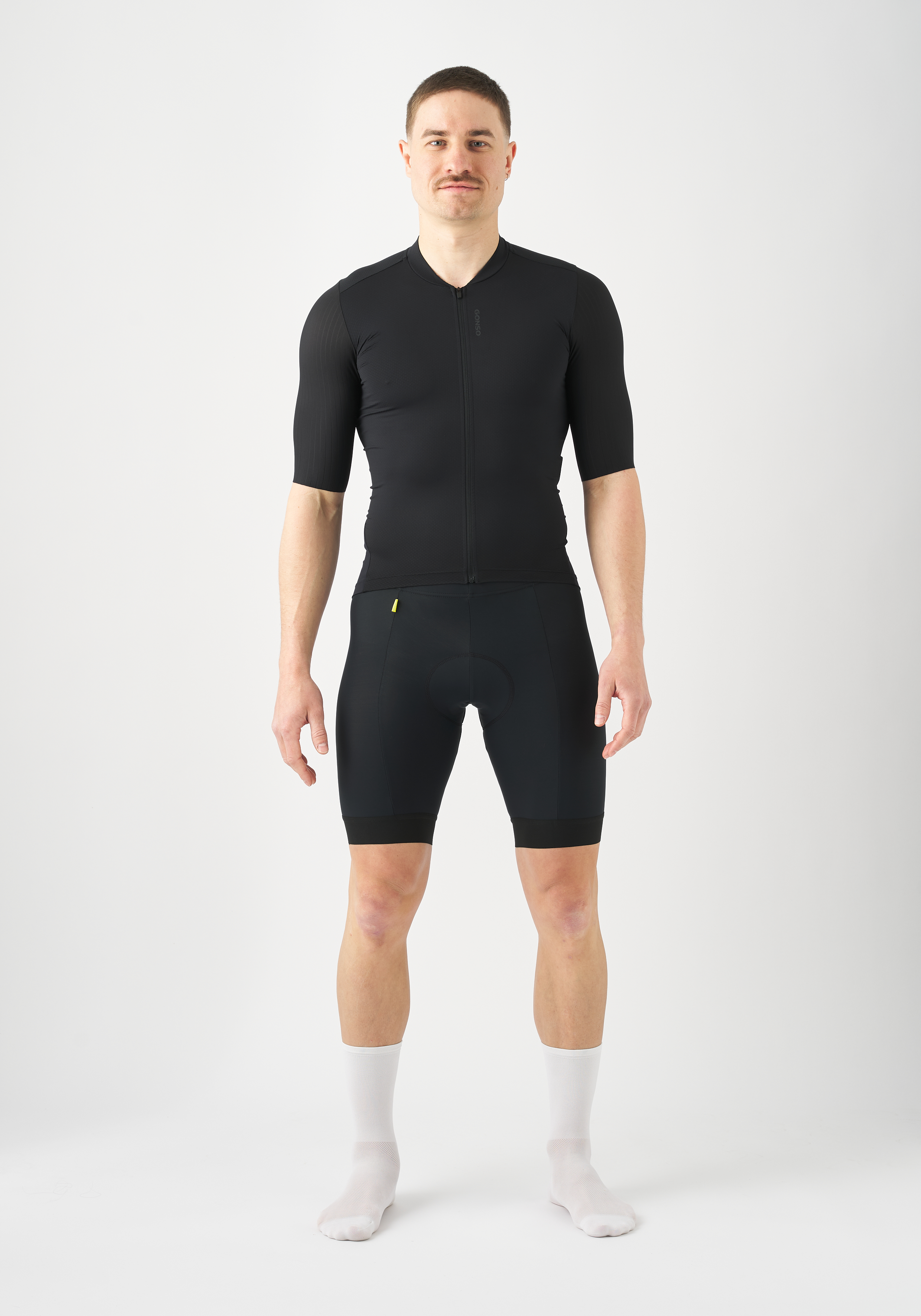 Radhose, Kurzarm-Trikot, Schwarz, Fahrradbekleidung, Reißverschluss, Radsporttrikot, Kurzarmtrikot, Schwarz, Reithose, Radsportbekleidung