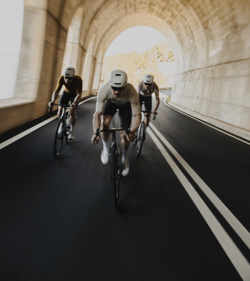 Radsport, Rennrad, Helm, Tunnel, Gruppentour