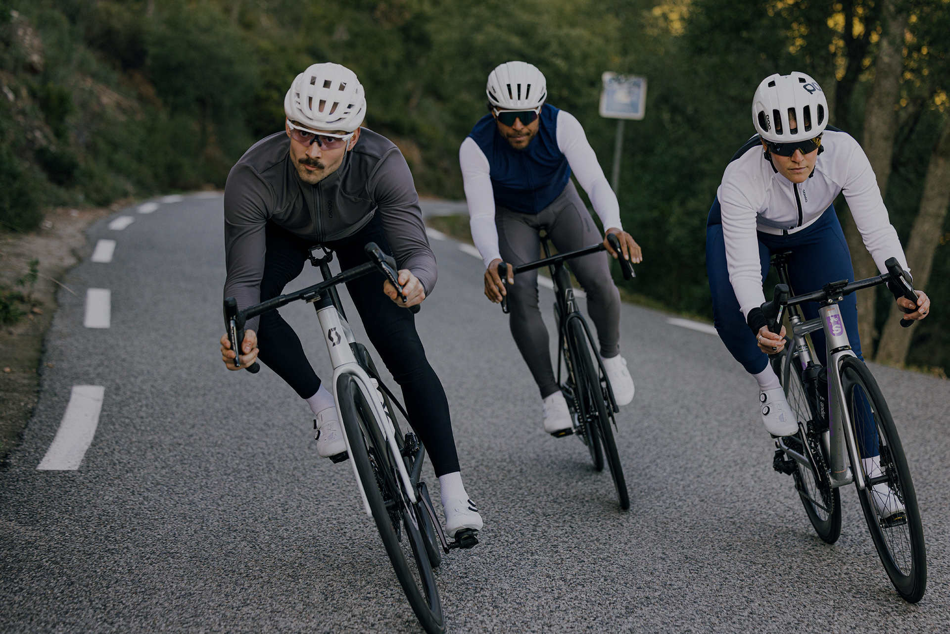 Startseite_NewCollection_FW_ Helme, Fahrrad, Fahrradfahren, Person, Fahrzeug