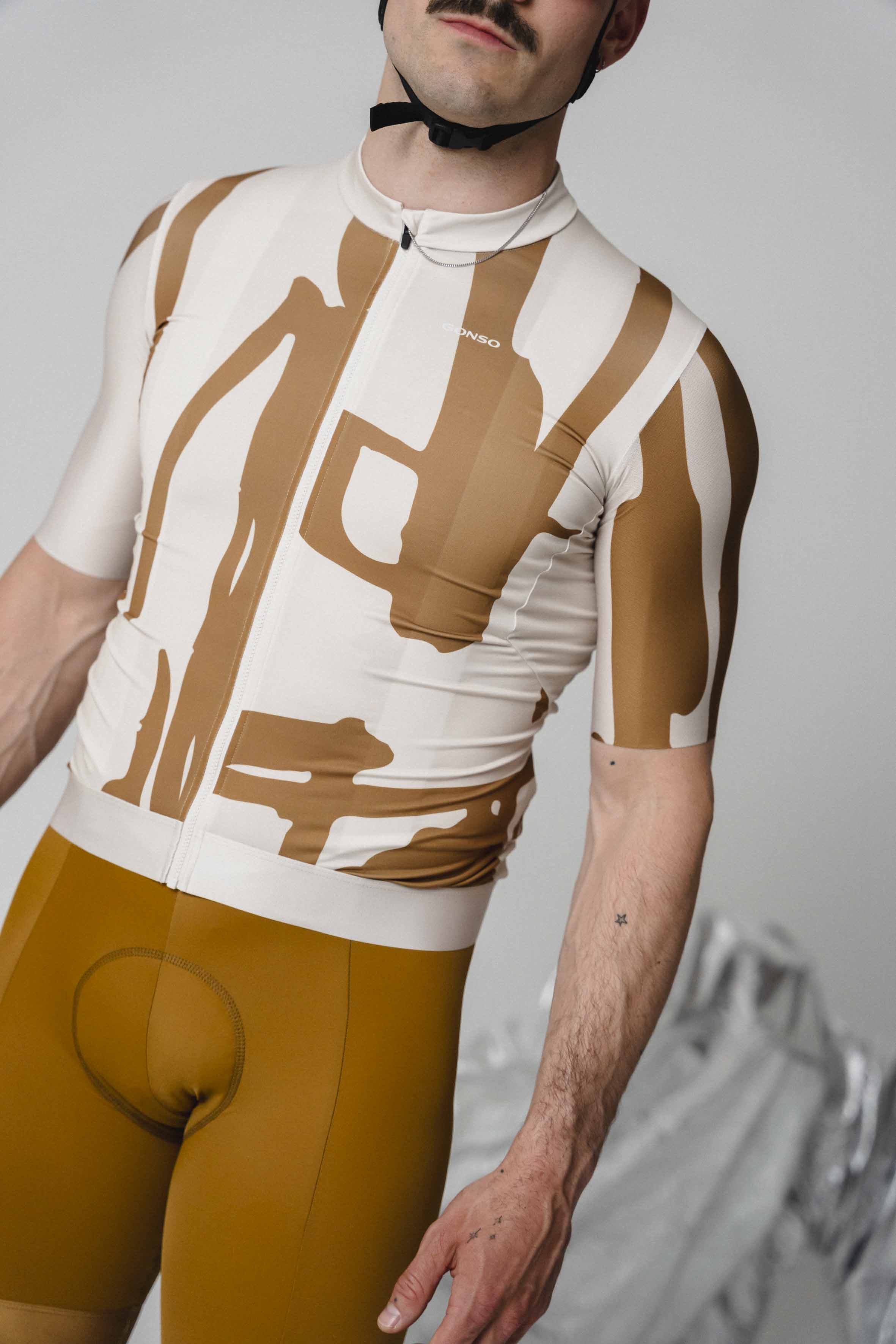 Cycling jersey, Short-sleeve, Camouflage pattern, Zipper front, Bike shorts, Radsport-Trikot, Tarnmuster, Kurzarm, Reißverschluss, enganliegende Passform, Radsporttrikot, Jersey, Druckmuster, Kurze Ärmel, Reißverschluss