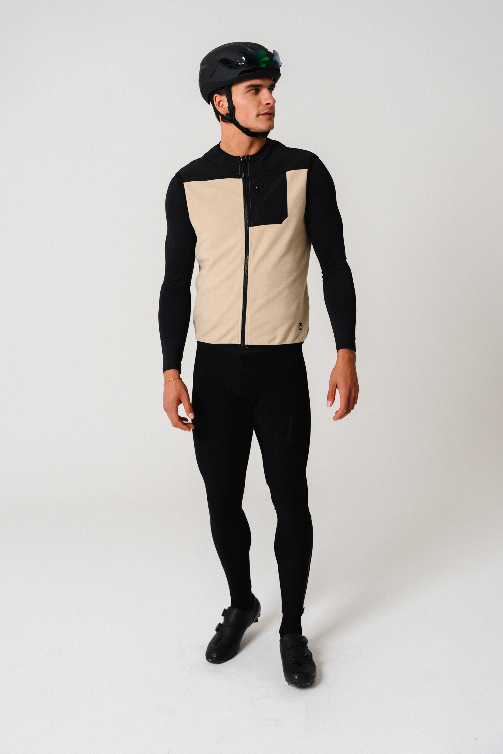 ADVENTURE VEST FLEECE Weste, Langarm, Erwachsener, Mann, Person, Weste, Langarm, Helm, Person, Schuh, Radsportweste, Beige Schwarz, Langarm, Zip-Weste, Fahrradoutfit