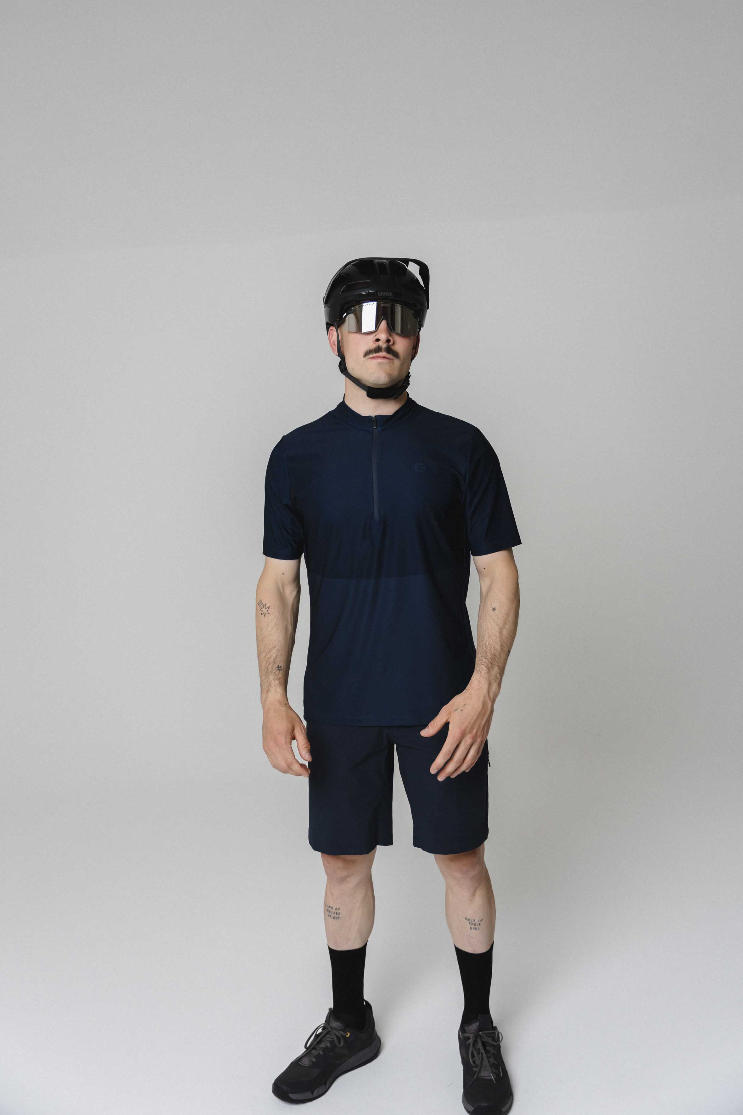 Radsporttrikot, Kurzarm, Navy Blau, Helm, Brille