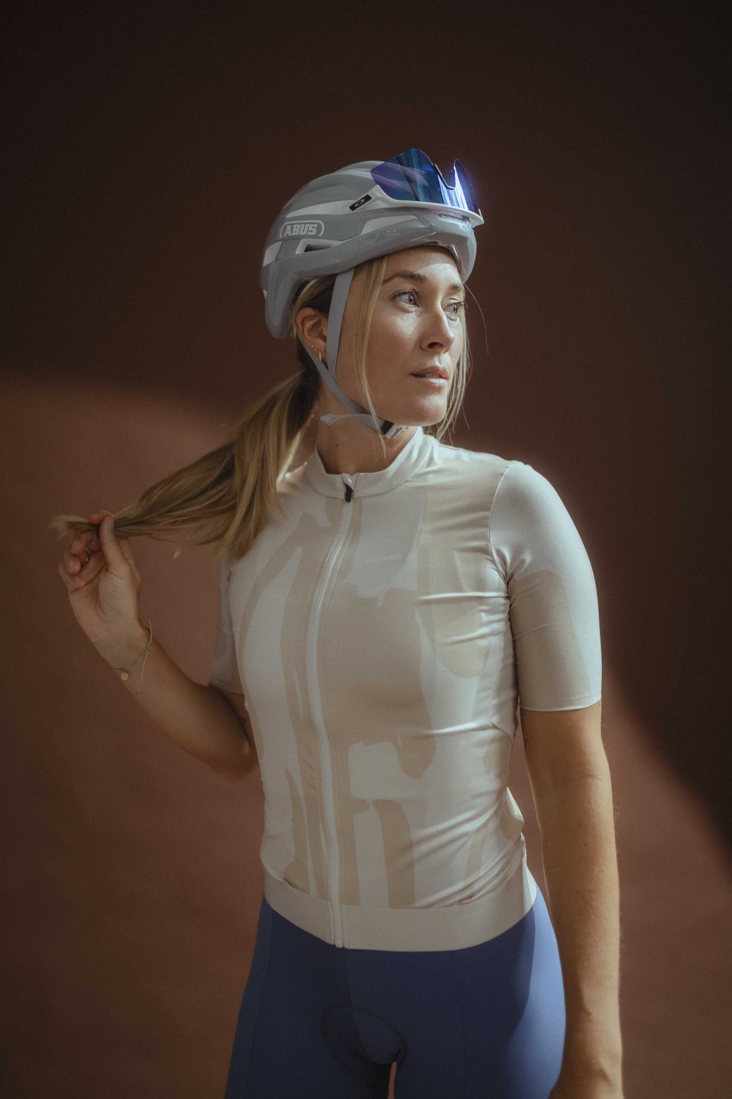 Fahrradhelm, Fahrradhelm, Rennradhelm, Visierbrille, Sporttrikot, Fahrradhelm, Helm, Fahrradbekleidung, Sonnenbrille, Otto?, Fahrradhelm, Helm, Radsport, Klimmatisches Shirt, Fahrradbekleidung