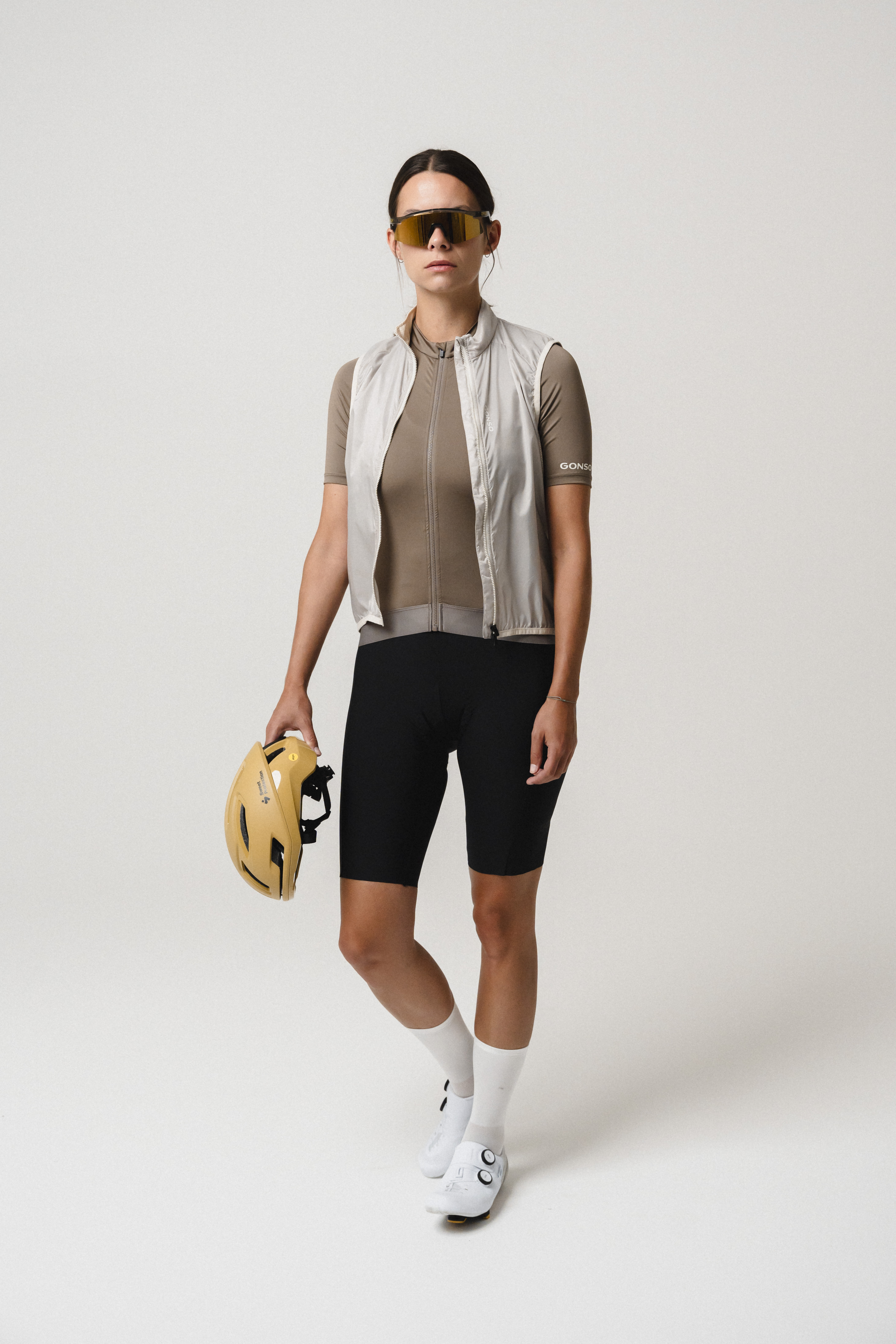 Kurze Hose, Bluse, Weste, Person, Hemd