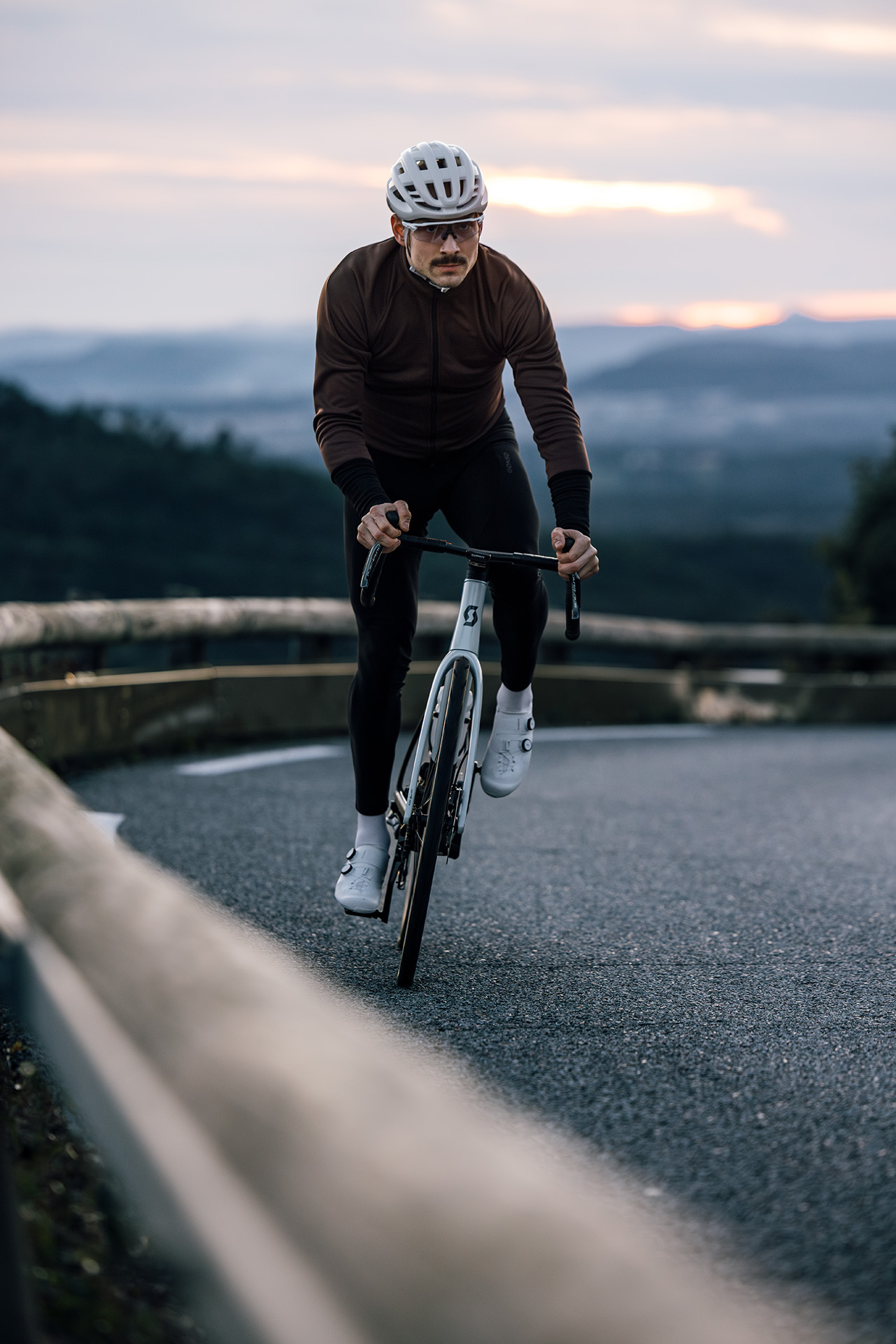 GONSO_FW-2025-6154_96dpi Helme, Fahrrad, Fahrradfahren, Person, Fahrzeug