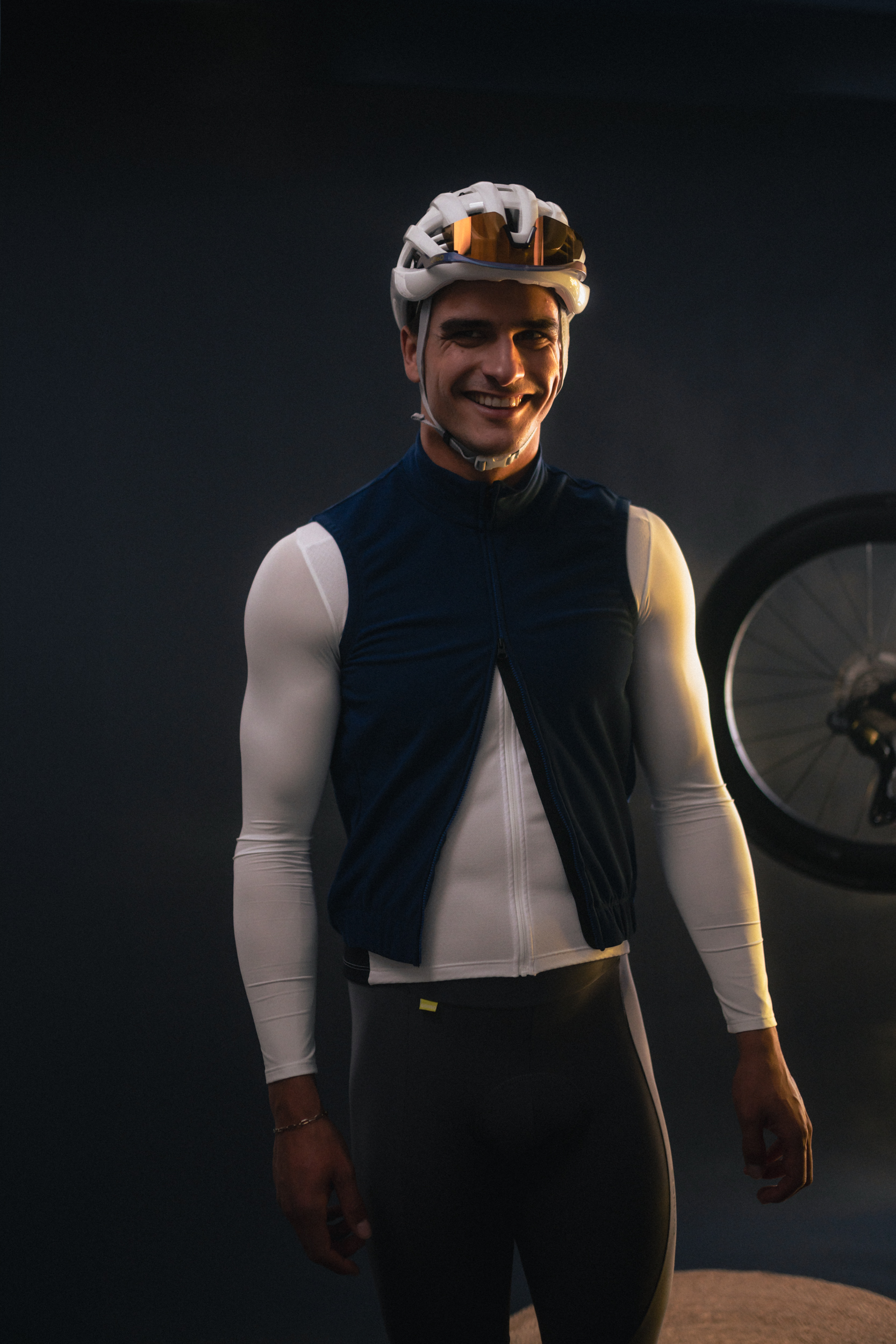 Erwachsener, Männlich, Mann, Person, Helm, Erwachsener, Männlich, Mann, Person, Helm